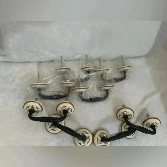 Southern Living at Home Willow House Alfresco Drawer Pulls NEW Handles - Picture 3 of 10